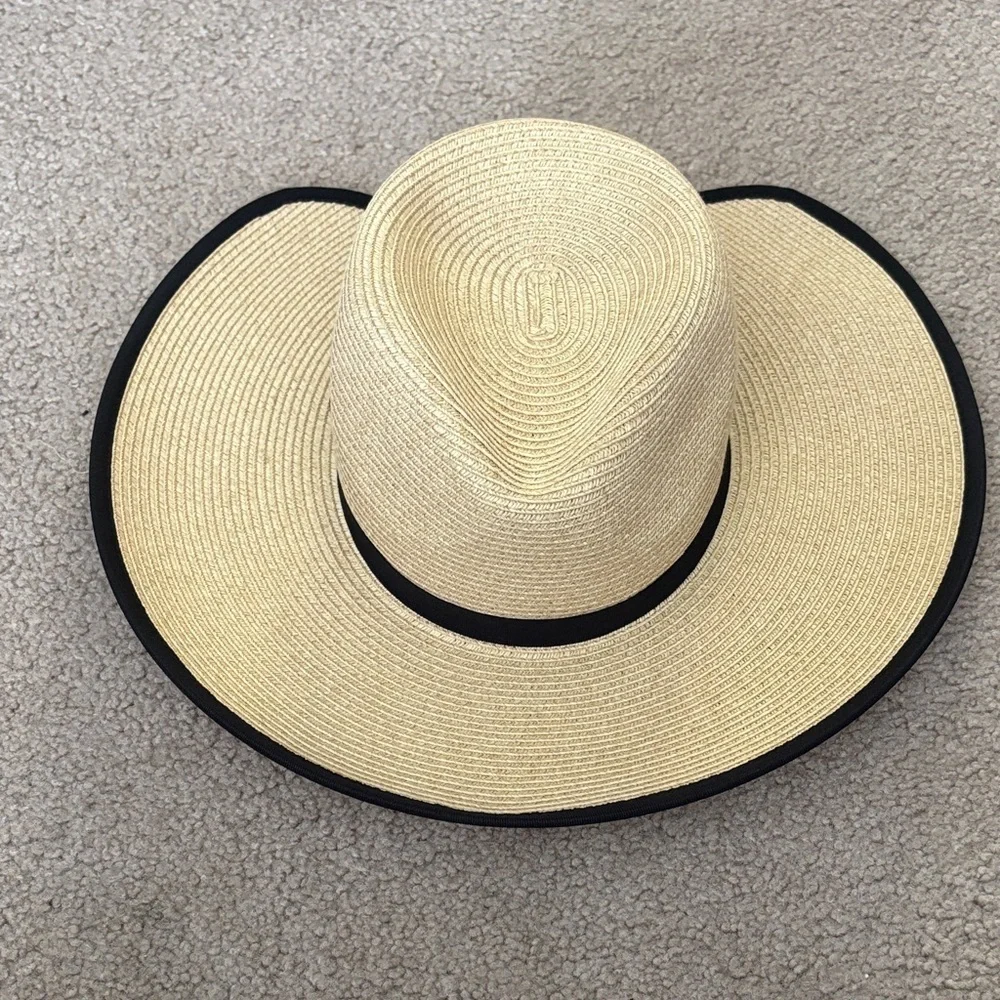 Tommy Bahama Women’s Tan Wide-Brim Sun Hat with Black Trim